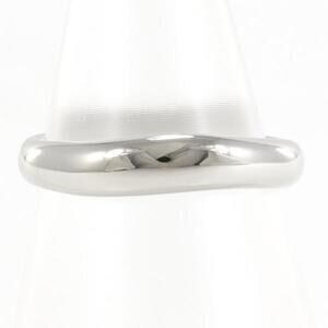 Other Platinum Curved Sapphire Ring Metal in Great Condition